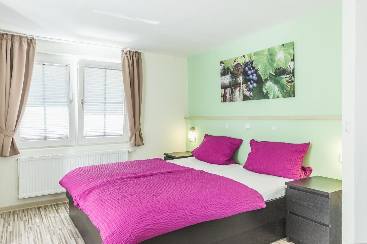 Altes Schulhaus Hotel Zeltingen-Rachtig Bagian luar foto